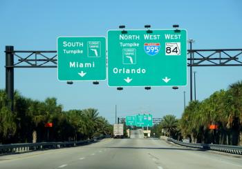 Florida Turnpike road safety data  © Khairil Junos | Dreamstime.com