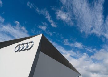 Audi is working on 5G development ID (129878344 © Shuo Wang | Dreamstime.com)