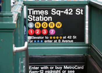 Subway NYC sign Times Square © Jimmy Lopes | Dreamstime.com