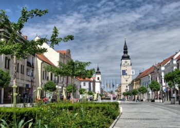 Slovakia traffic smart travel safety pedestrian © Jozef Mikat | Dreamstime.com