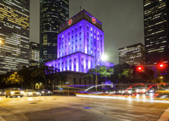 Houston traffic signals downtown © Crackerclips | Dreamstime.com