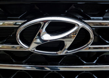 Kia Genesis Hyundai © Wdnetagency | Dreamstime.com