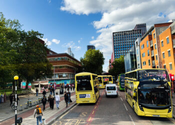 Real-time info public transit mass transport © Asphoto777 | Dreamstime.com