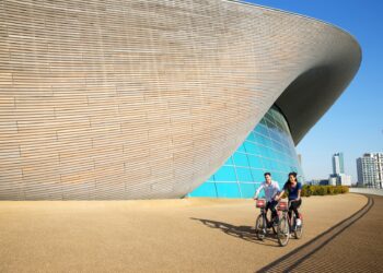Kerbside management data shared mobility rider (image: London Legacy Development Corporation)