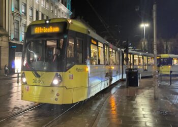 Tram bee yellow Manchester (image: Prime Global Publishing)