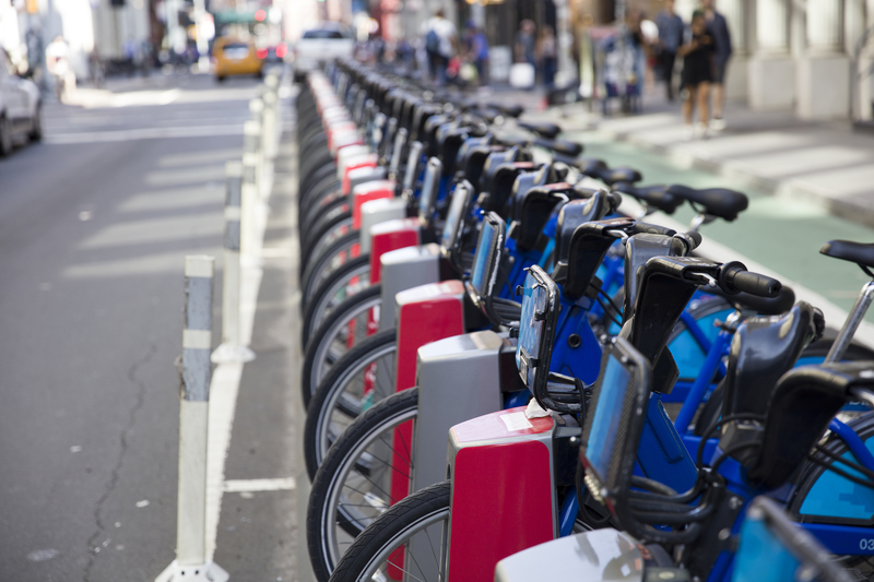 Bicycles – an early form of micromobility – are increasingly part of cities’ active travel plans (© Boggy | Dreamstime.com) Bike-share New York City active travel decarbonisation © Boggy | Dreamstime.com